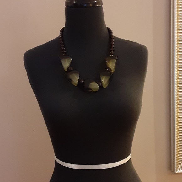 H&M beaded necklace - Picture 4 of 4